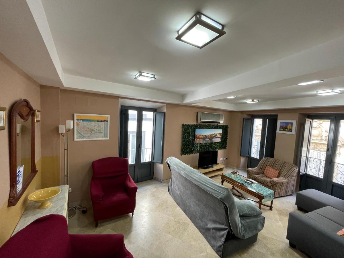 Duplex Sagasta Apartamentos-Sagasta Σεβίλλη Εξωτερικό φωτογραφία
