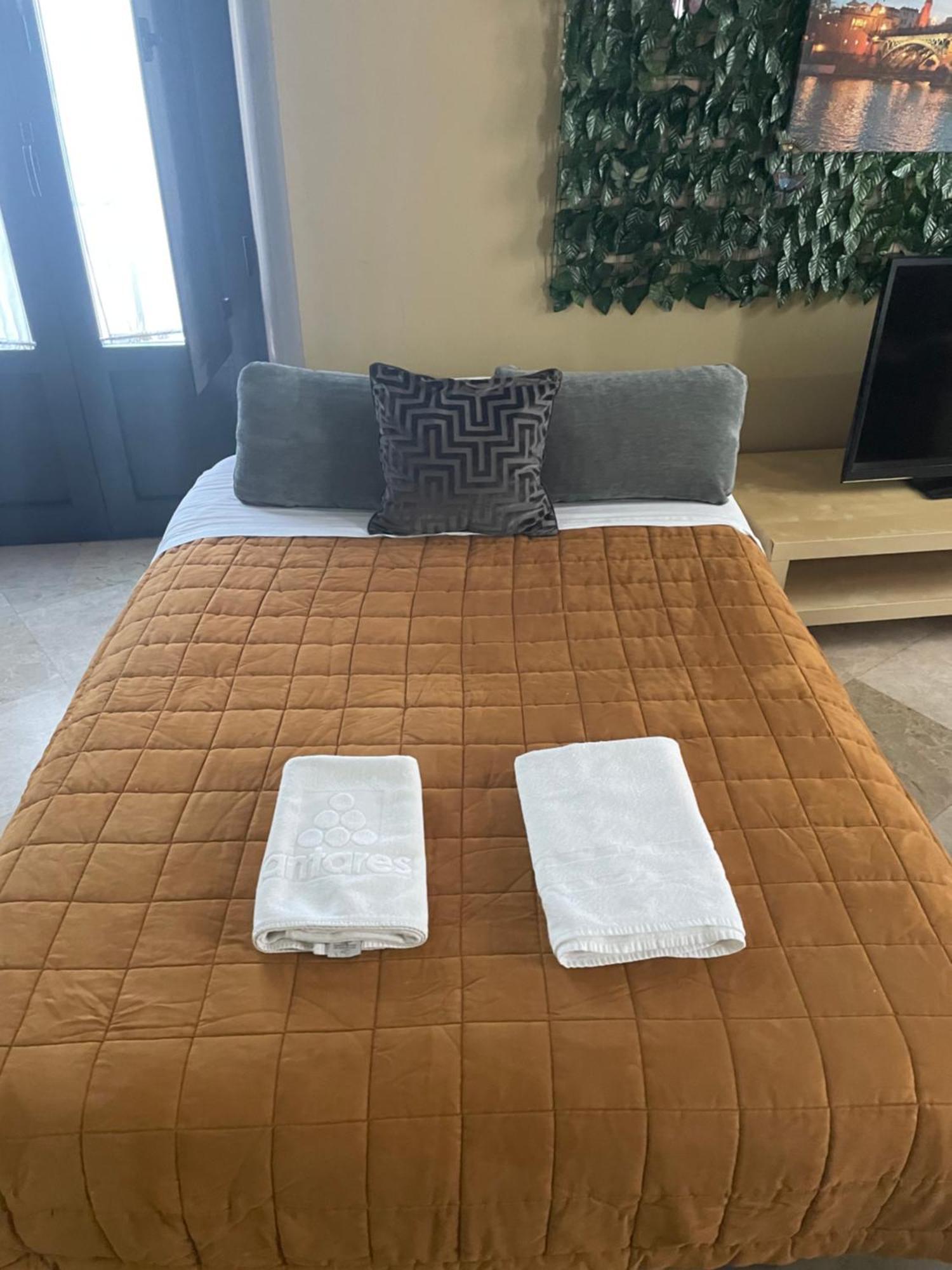 Duplex Sagasta Apartamentos-Sagasta Σεβίλλη Εξωτερικό φωτογραφία