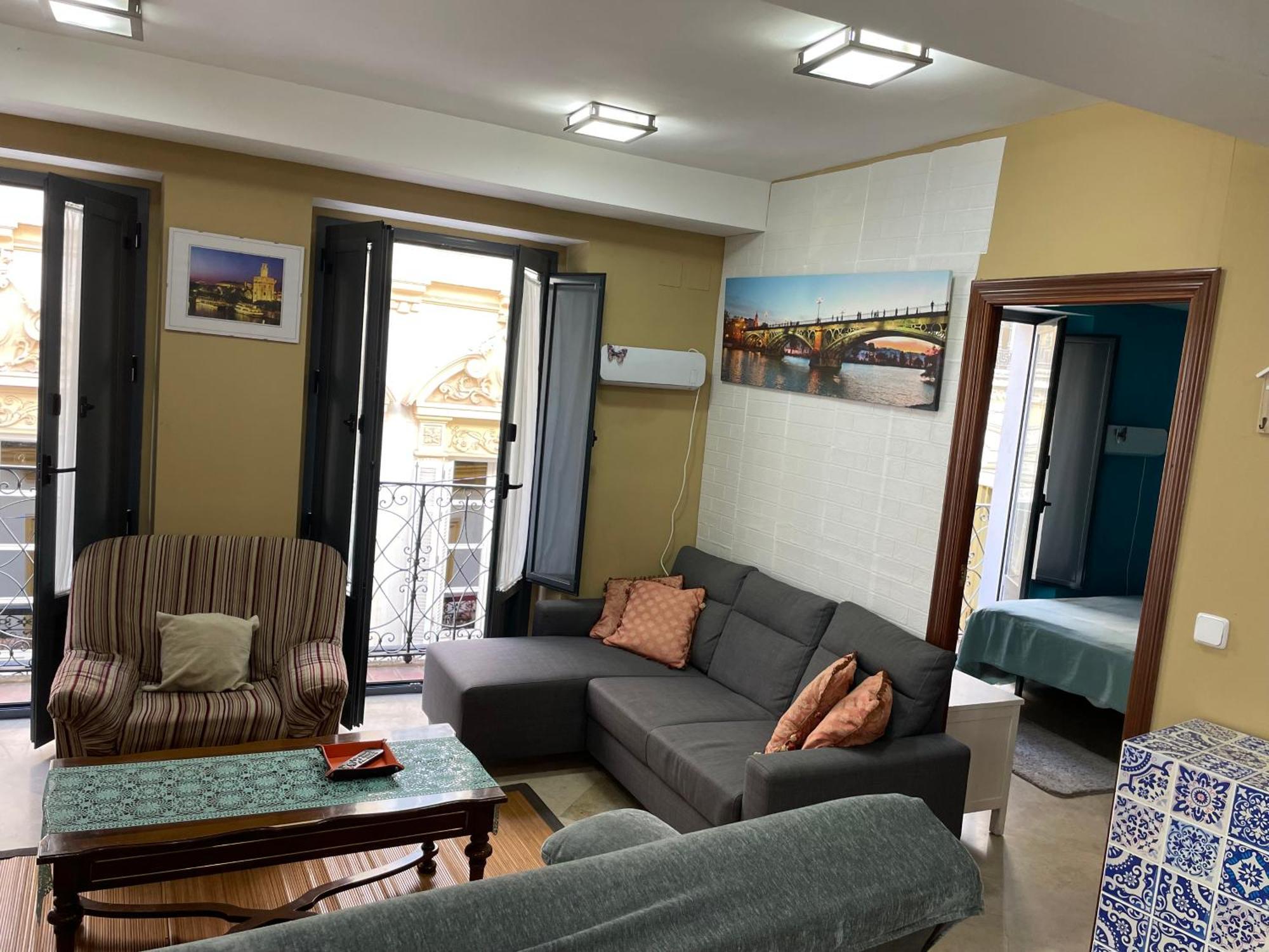 Duplex Sagasta Apartamentos-Sagasta Σεβίλλη Εξωτερικό φωτογραφία